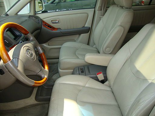 2001 Lexus RX 300 Ram 3500 Diesel 2-WD