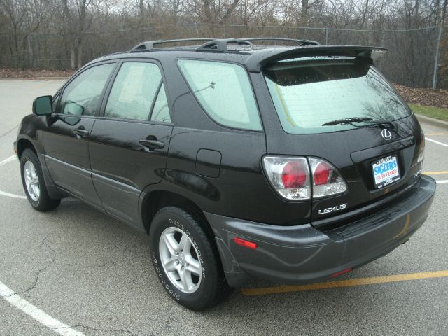 2001 Lexus RX 300 Ram 3500 Diesel 2-WD