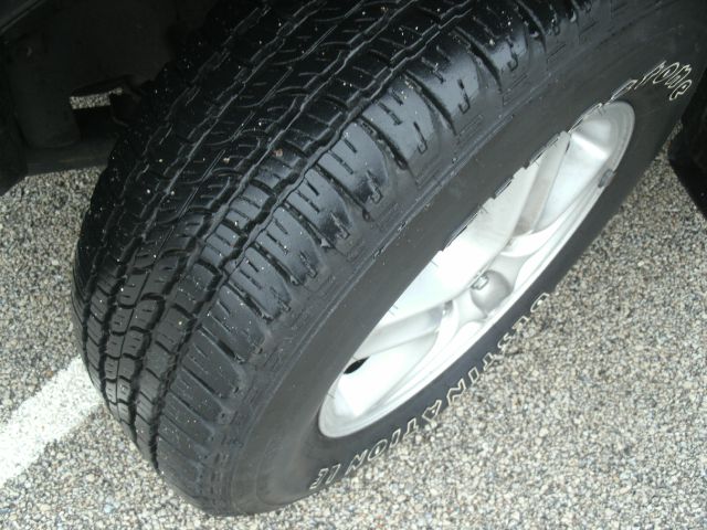 2001 Lexus RX 300 Ram 3500 Diesel 2-WD