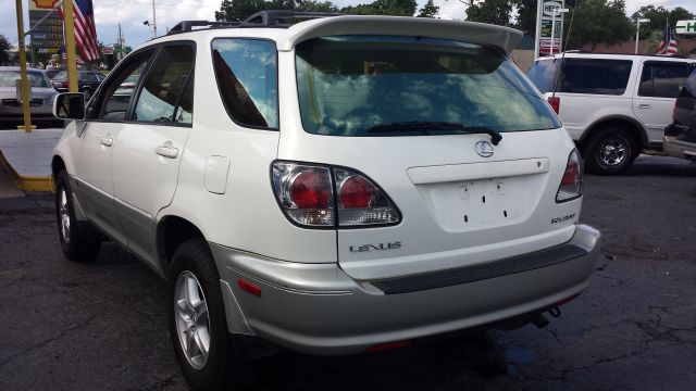 2001 Lexus RX 300 Ram 3500 Diesel 2-WD