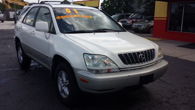 2001 Lexus RX 300 Ram 3500 Diesel 2-WD