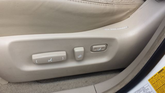 2001 Lexus RX 300 Ram 3500 Diesel 2-WD