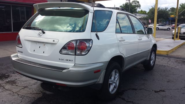 2001 Lexus RX 300 Ram 3500 Diesel 2-WD