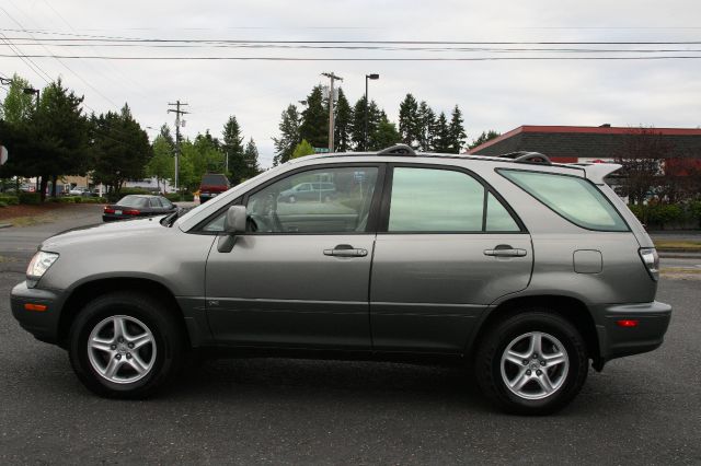 2001 Lexus RX 300 Ram 3500 Diesel 2-WD