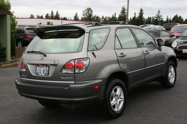2001 Lexus RX 300 Ram 3500 Diesel 2-WD