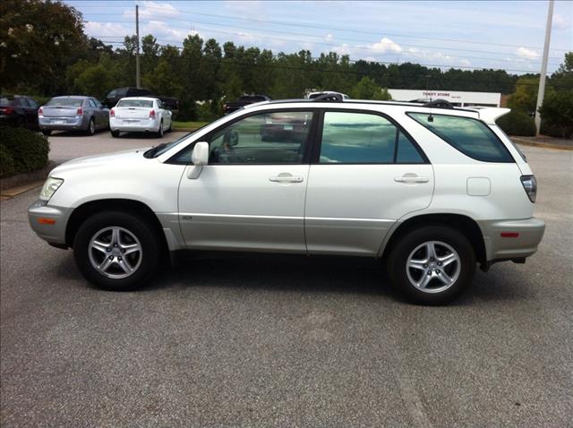 2001 Lexus RX 300 2