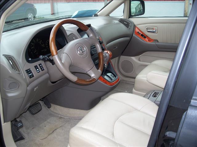 2001 Lexus RX 300 Ram 3500 Diesel 2-WD