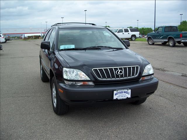 2001 Lexus RX 300 Ram 3500 Diesel 2-WD