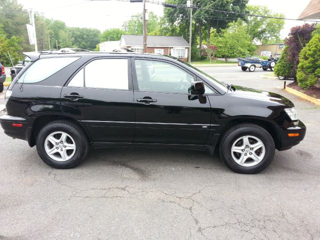 2001 Lexus RX 300 Ram 3500 Diesel 2-WD