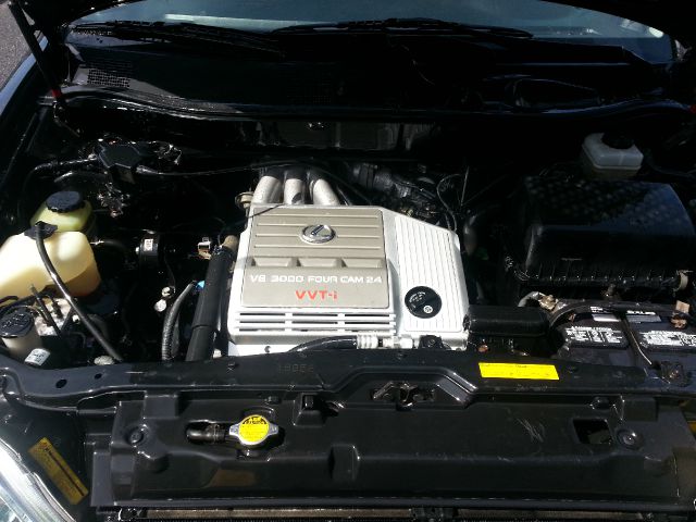 2001 Lexus RX 300 Ram 3500 Diesel 2-WD