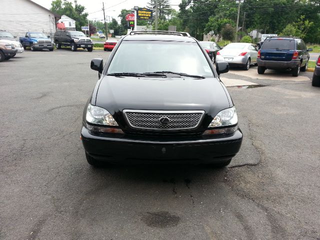 2001 Lexus RX 300 Ram 3500 Diesel 2-WD