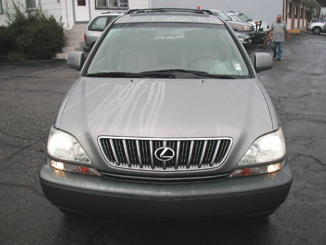 2001 Lexus RX 300 Ram 3500 Diesel 2-WD