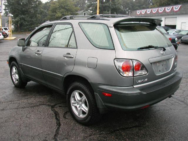 2001 Lexus RX 300 Ram 3500 Diesel 2-WD