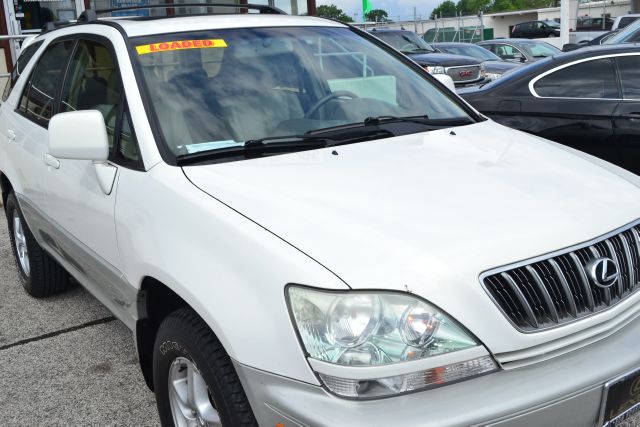 2001 Lexus RX 300 Ram 3500 Diesel 2-WD