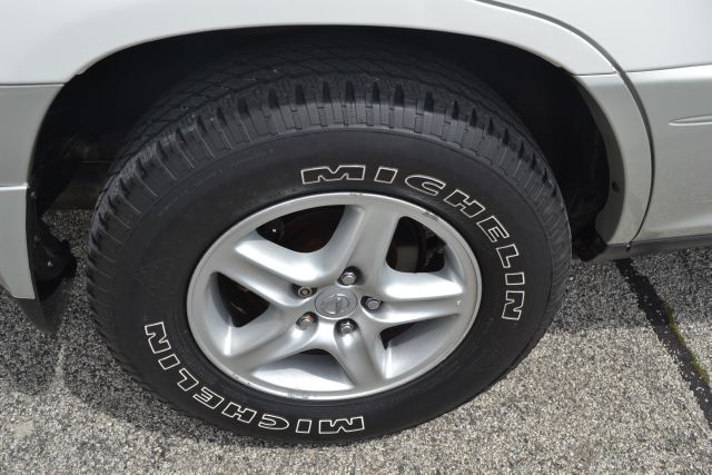 2001 Lexus RX 300 Ram 3500 Diesel 2-WD