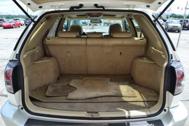 2001 Lexus RX 300 Ram 3500 Diesel 2-WD