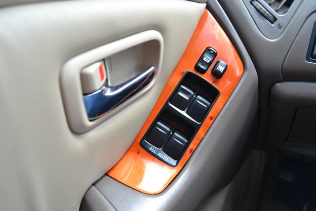 2001 Lexus RX 300 Ram 3500 Diesel 2-WD