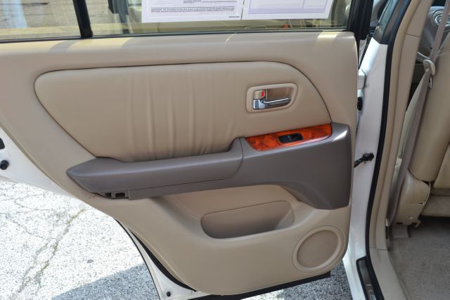 2001 Lexus RX 300 Ram 3500 Diesel 2-WD