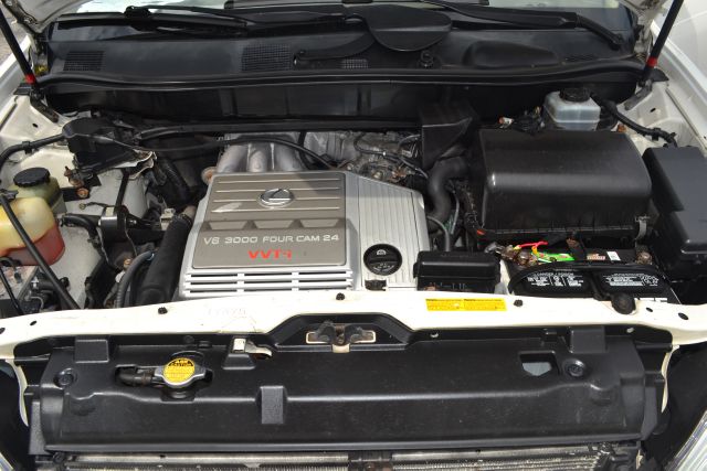 2001 Lexus RX 300 Ram 3500 Diesel 2-WD