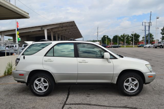 2001 Lexus RX 300 Ram 3500 Diesel 2-WD