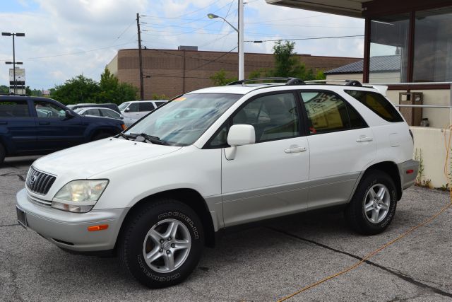 2001 Lexus RX 300 Ram 3500 Diesel 2-WD