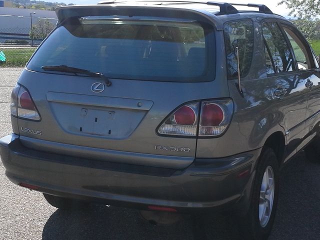 2002 Lexus RX 300 Ram 3500 Diesel 2-WD