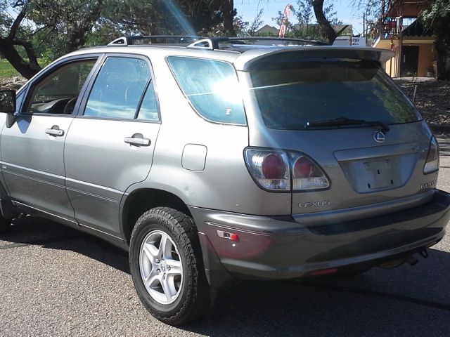 2002 Lexus RX 300 Ram 3500 Diesel 2-WD