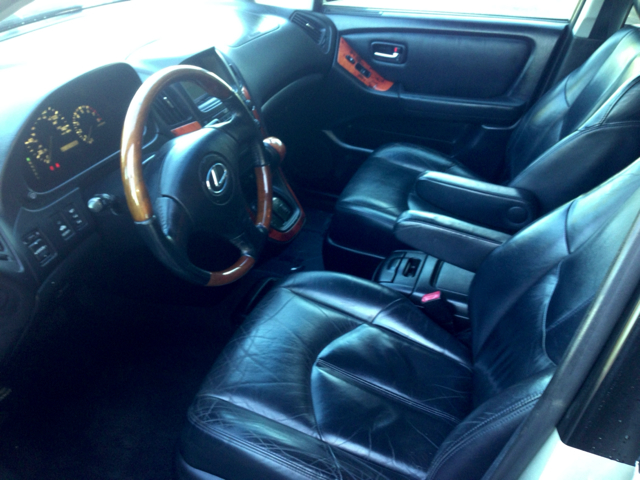 2002 Lexus RX 300 Ram 3500 Diesel 2-WD