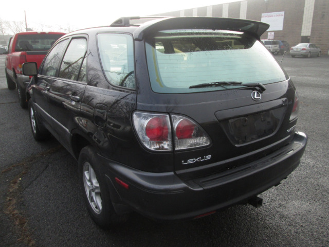 2002 Lexus RX 300 Ram 3500 Diesel 2-WD