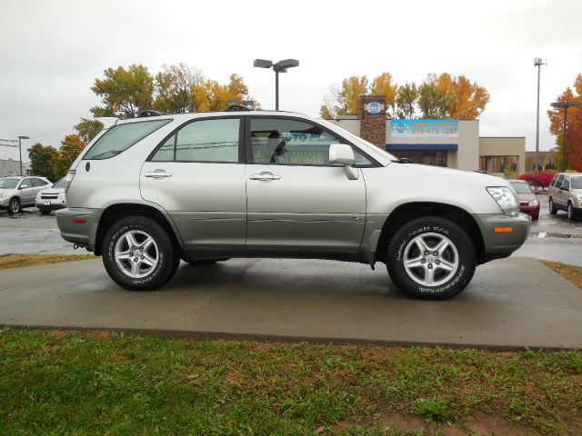 2002 Lexus RX 300 Ram 3500 Diesel 2-WD