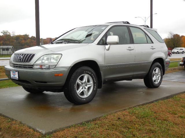 2002 Lexus RX 300 Ram 3500 Diesel 2-WD