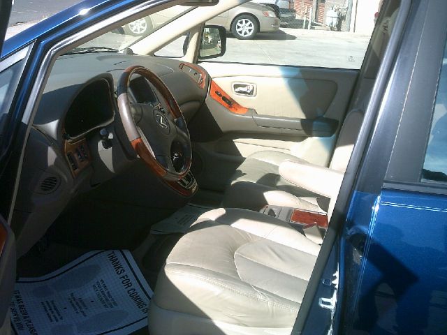 2002 Lexus RX 300 Ram 3500 Diesel 2-WD