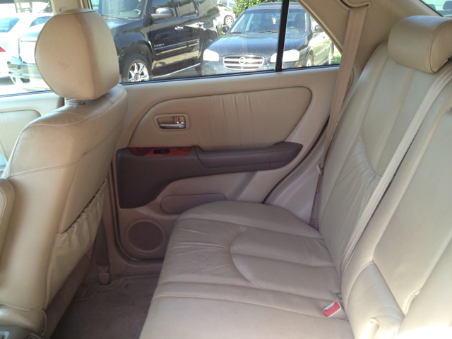 2002 Lexus RX 300 Ram 3500 Diesel 2-WD