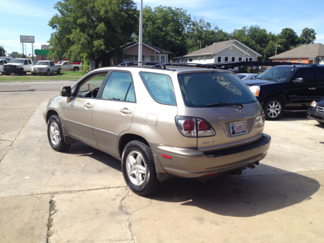 2002 Lexus RX 300 Ram 3500 Diesel 2-WD