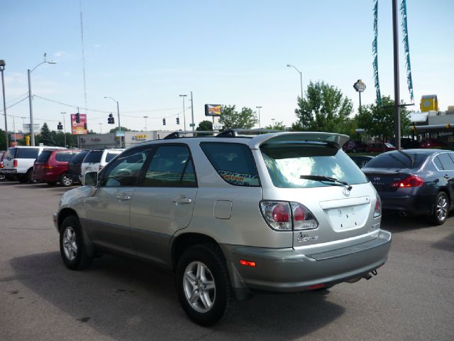 2002 Lexus RX 300 Ram 3500 Diesel 2-WD