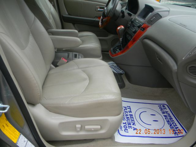 2002 Lexus RX 300 Ram 3500 Diesel 2-WD