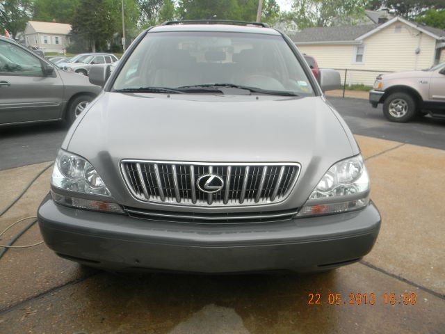 2002 Lexus RX 300 Ram 3500 Diesel 2-WD