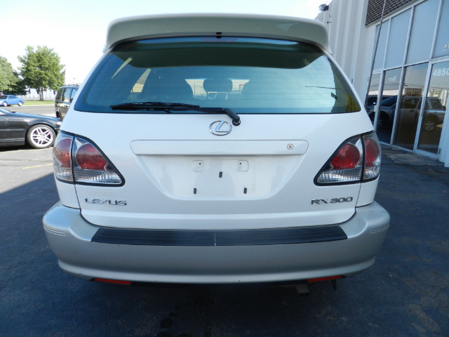 2002 Lexus RX 300 Ram 3500 Diesel 2-WD