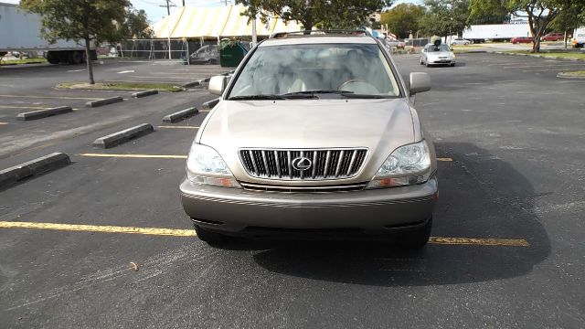2002 Lexus RX 300 Ram 3500 Diesel 2-WD