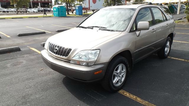 2002 Lexus RX 300 Ram 3500 Diesel 2-WD