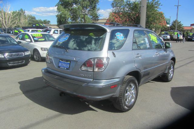 2002 Lexus RX 300 Ram 3500 Diesel 2-WD
