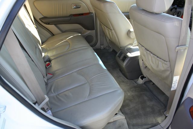 2002 Lexus RX 300 Ram 3500 Diesel 2-WD