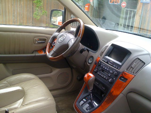 2002 Lexus RX 300 Ram 3500 Diesel 2-WD