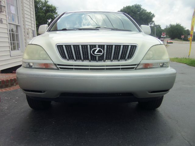 2003 Lexus RX 300 Ram 3500 Diesel 2-WD