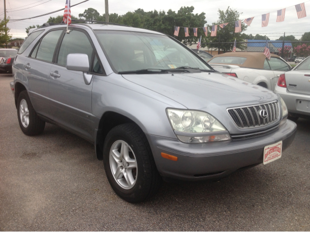 2003 Lexus RX 300 Ram 3500 Diesel 2-WD