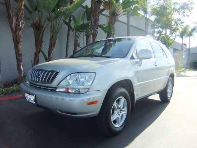 2003 Lexus RX 300 Ram 3500 Diesel 2-WD