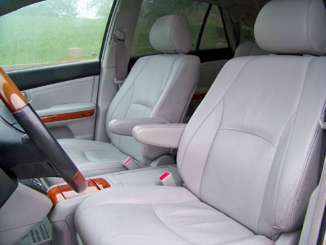 2004 Lexus RX 330 Ram 3500 Diesel 2-WD