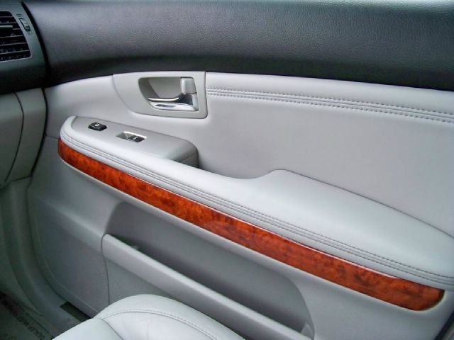 2004 Lexus RX 330 Ram 3500 Diesel 2-WD