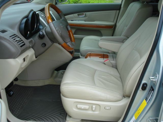 2004 Lexus RX 330 Ram 3500 Diesel 2-WD