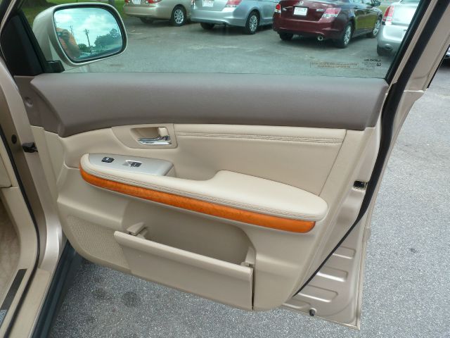 2004 Lexus RX 330 Ram 3500 Diesel 2-WD